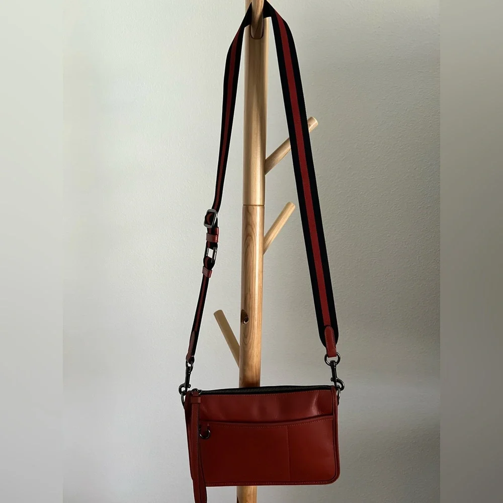 Coach Heritage Convertible Crossbody Wristet Pouch Preloved Terracotta - Picture 5 of 10